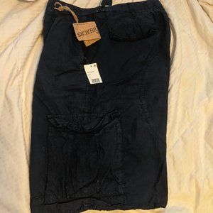 Paperback Cargo shorts (navy sz36)